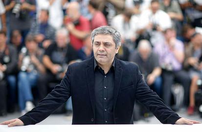 در سال ۲۰۱۱ برای فیلم «به امید دیدار»، جایزه بهترین کارگردانی «نوعی نگاه» در فستیوال کن به من تعلق گرفت که به دلیل ممنوعیت خروج از کشور، نتوانستم در مراسم حضور داشته باشم.