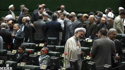 از سال ۱۳۹۳ تا ۱۳۹۶، دوره نخست ریاست جمهوری «حسن روحانی»، حدود ۱۱۰ مقاله منتشر شده که بیش‎ترین آن‎ها مربوط به سال ۱۳۹۵ با ۴۶ مورد بوده است.