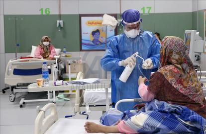 The number of hospitalized coronavirus patients in Tehran has reached 6,400