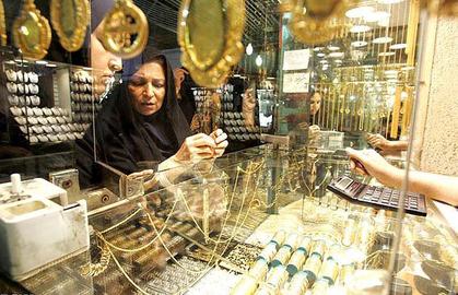 The rise in the price of gold coins has boosted the gold market, though the business is risky and stressful