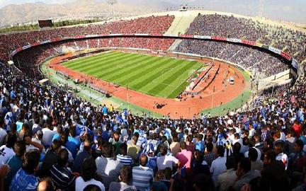 ورزشگاه های ایران در اختیار دو نهاد هستند؛ یا شهرداری ها اداره اش می کنند و یا شرکت توسعه و نگه داری اماکن ورزشی که زیر نظر وزارت ورزش و جوانان است