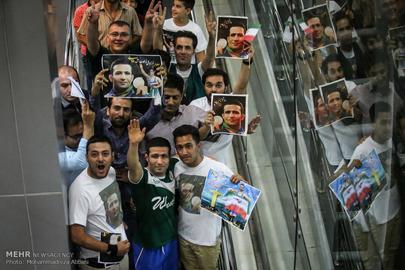 Crowds Welcome Victorious Freestyle Wrestlers Home from Rio