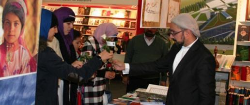 حضور تشریفاتی و نمادین ایران در نمایشگاه کتاب فرانکفورت در سال‌های گذشته