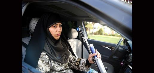 Women Soldiers Sport New Uniform