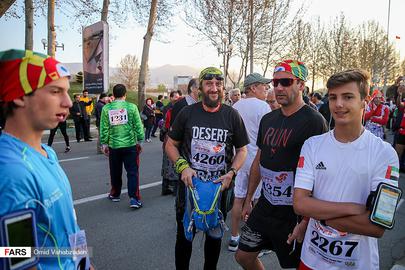Hundreds Take Part in Tehran Marathon