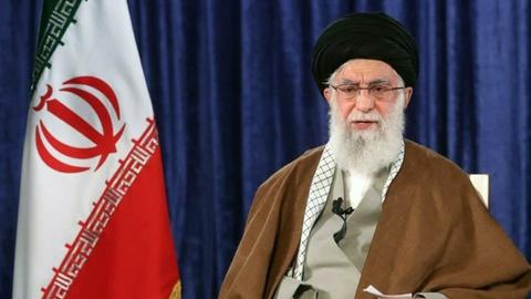 آیت‌الله علی خامنه‌ای طی چند سخنرانی در دهه هشتاد خورشیدی گفته بود که تولید، انبار و کاربرد سلاح اتمی را «حرام» می‌داند.