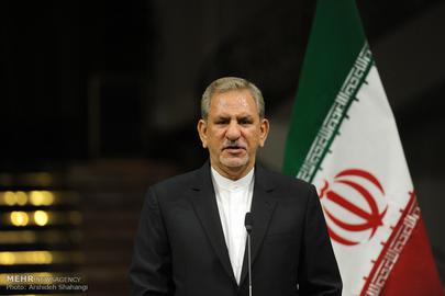 Vice President Eshagh Jahangiri was quick to respond to his opponents' attacks on the administration and its policies