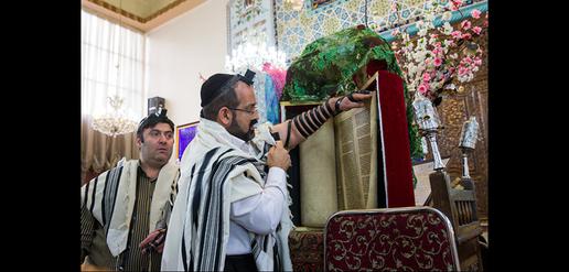 Iranian Jews praying for Khamenei's health