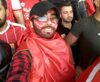 تصویر دختری که بازی پرسپولیس را از نزدیک دید