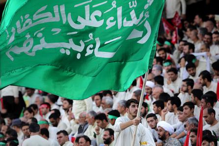 آیت‌الله خامنه‌ای در ورزشگاه آزادی؛ مصادره ایران به سود اسلام