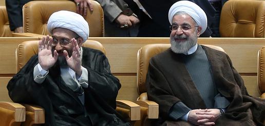 حق با کیست، روحانی یا آملی لاریجانی؟