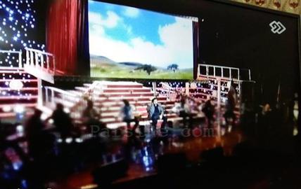 IRIB's solution to the ban on musical instruments being shown on TV: a blurred screen  
