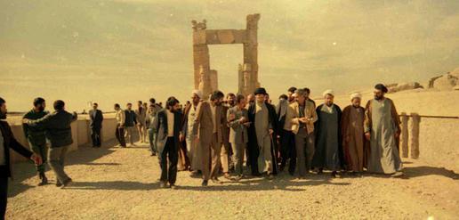 Ayatollah Khamenei visits Persepolis
