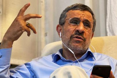 احمدی نژاد: مسئول کنترل جاسوسان اسرائیل در وزارت اطلاعات، خودش جاسوس اسرائیل بود