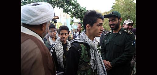 Tehran Students Embark on Rahian-e Noor Tour
