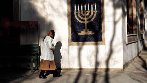 پیروان این اقلیت مذهبی بیش از ۴۰ سال است به طور بالقوه هم‌دست و هم‌پیمان و حامی سیاست‌های اسرائیل خوانده می‌شوند