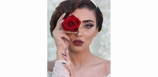 Supermodel Says Farewell to the Islamic Republic
