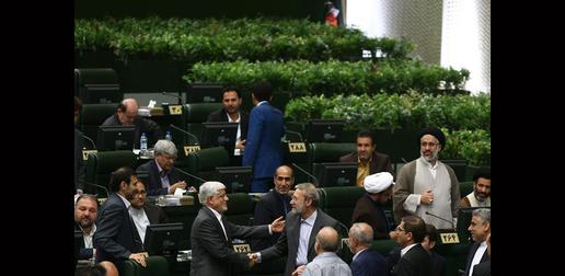 تبریک محمدرضا عارف به علی لاریجانی