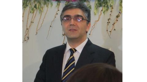 در ۲۴آبان۱۳۹۴ ماموران وزارت اطلاعات با شکستن درب منزل صهبا فرنوش، وارد خانه وی شده او را هم بازداشت و به زندان اوین منتقل می‌کنند