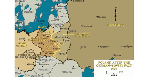 تقسیم لهستان بین شوروی و آلمان در پی امضای پیمان «مولوتف–ریبنتروپ»  منبع: موزه یادبود هولوکاست در ایالات متحده‌ آمریکا