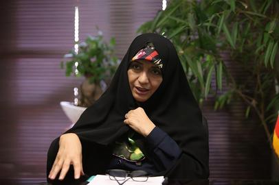 پرچمدار حجاب اجباری؛ مدعی صدای ملت