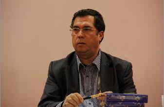 Literary Editor Guilty of Insulting Chador with Poem