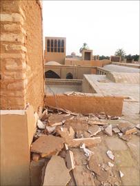 بلندترین بادگیر چهارفصل اردکان در حال ریزش است