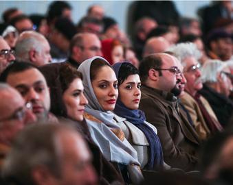 اولین دیدار رسمی روحانی و هنرمندان در تالار وحدت