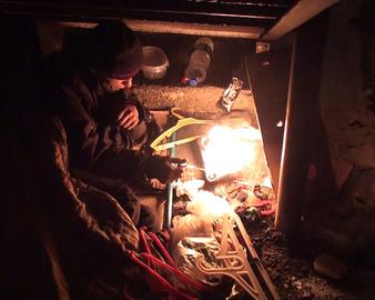 Tehran’s Homeless “Card-Boarders” Out in the Cold