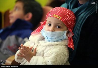 کاروان شادی دربیمارستان مفید/بچه‌ها خندیدند